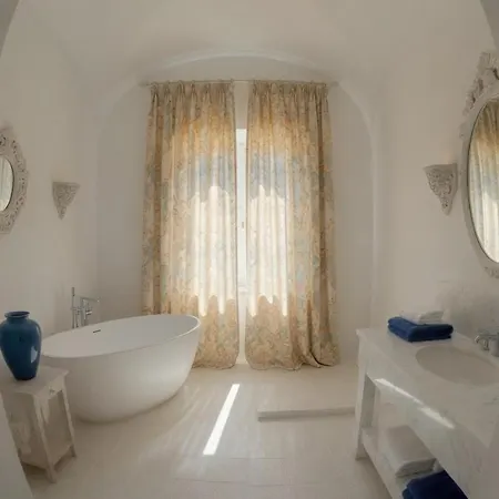 Mykonos Lux *